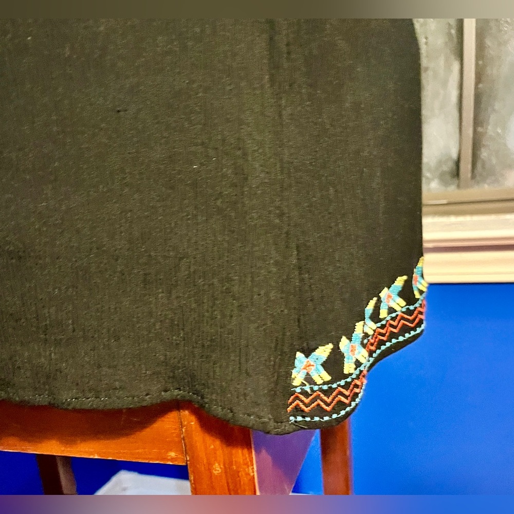 Skies Are Blue Mini Dress. Black with colorful neckline. Women Size Medium. - Picture 14 of 16